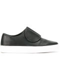 contrast trainers 
