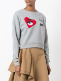wink patches cropped sweatshirt