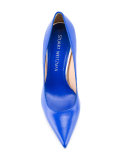 pointed toe pumps