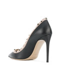 Valentino Garavani Rockstud pumps