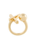 crossed ring
