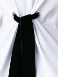 孔眼细节T恤
