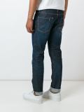 'Slim' jeans