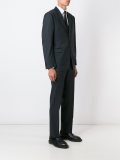 三件式西装套装