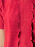 scalloped top