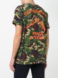 camouflage print T-shirt