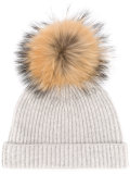 detachable pom ribbed hat