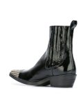 contrast toe cap ankle boots