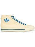 logo lateral hi-tops