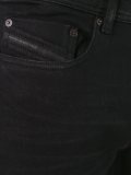 修身牛仔裤