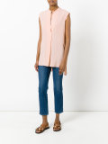 sleeveless shirt 