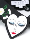 floral embroidered collar