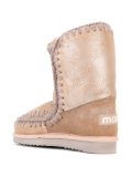 'Eskimo' boots