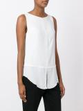 sleeveless round neck blouse