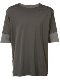 layered T-shirt 