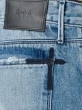destroyed jeans 