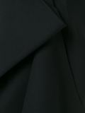 一字领连衣裙