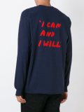 'A T-shirt That Says'套头衫