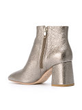 Heroine boots