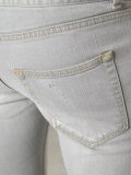 skinny fit jean