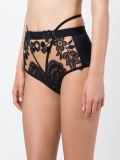 'Maifor' briefs