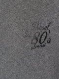 three quarter sleeves T-shirt