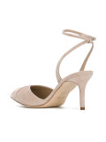 pointed toe pumps
