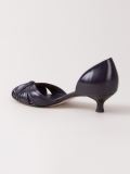 low-heel pumps