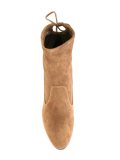 'Mitten' boots