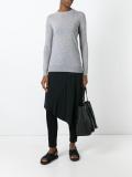 round neck jumper