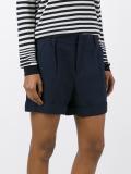 wide-legged pleated shorts