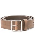 buckled belt 