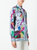 leafs print shirt