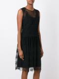 sleeveless lace dress