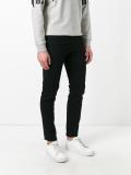 slim fit jeans