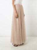 pleated skirt