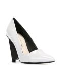 pointed toe pumps