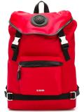 strap fastening backpack