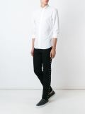 铆钉牛仔裤