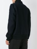 多层领扣夹克