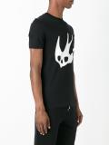 skull swallow T-shirt