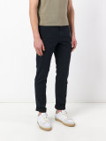 skinny trousers 