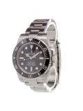 'Submariner' analog watch
