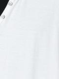 layered T-shirt 