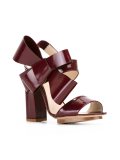 bow applique sandals