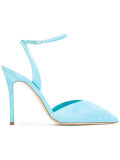 court sandals
