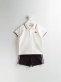 logo饰polo衫