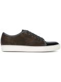 toe cap sneakers