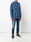 chest pockets plaid shirt