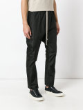 drop-crotch trousers
